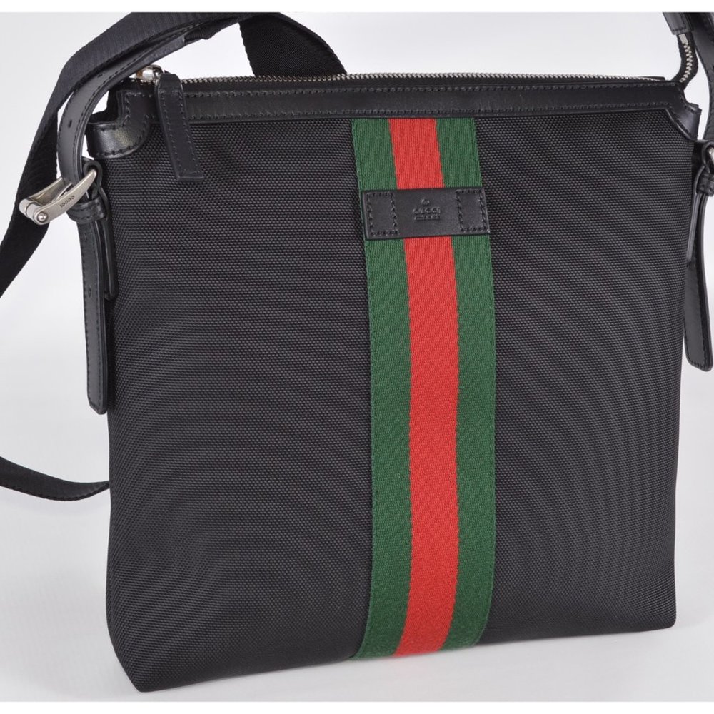 NEW Gucci 631199 Black Techno Canvas Red Green Web Messenger Bag Purse